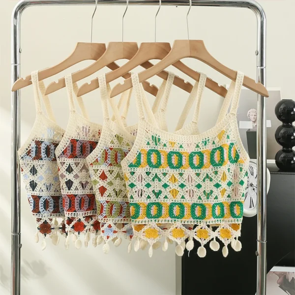 Cropped Geometric